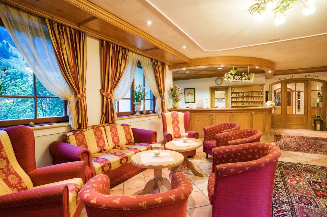 Wieseneck Hotel Санкт Йохан им Понгау Екстериор снимка